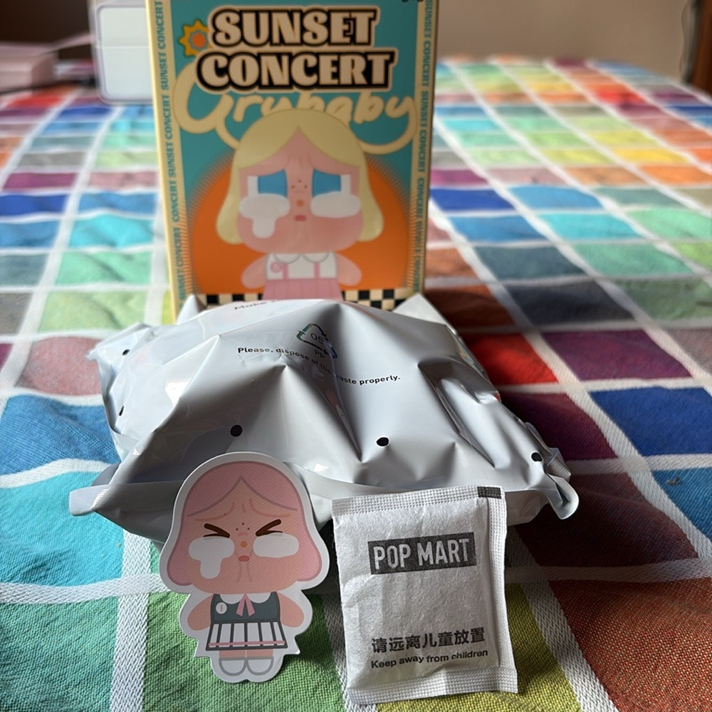 😭 POP MART CRYBABY Sunset Concert Series Plush Pendant Blind Box 😭 NWT 😭